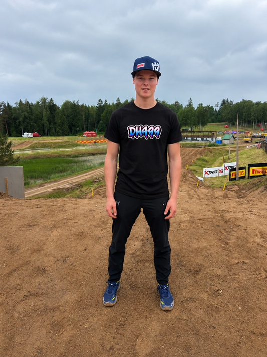DH499 T-Shirt